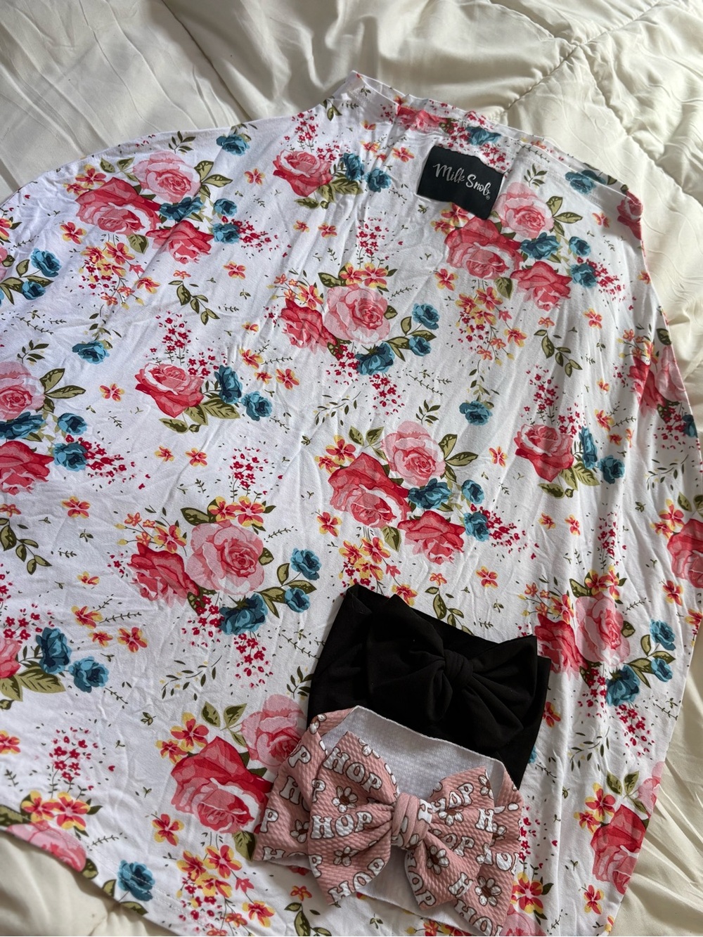 Bundle Car seat and Nursing Cover Floral with Bows